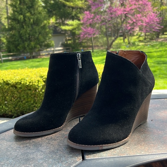 LUCKY BRAND ANKLE BOOTIES - Picture 2 of 12